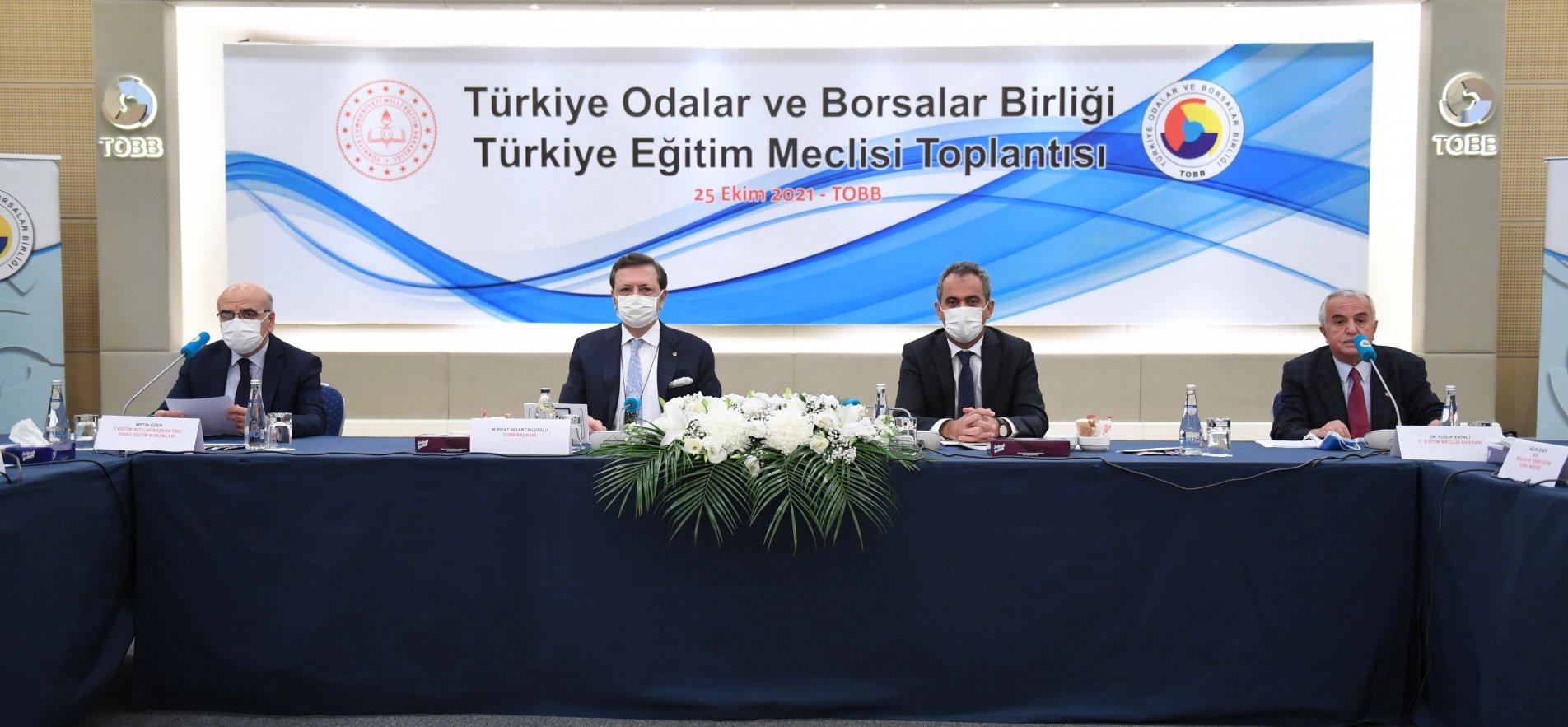 BAKAN ÖZER, TOBB TÜRKİYE EĞİTİM MECLİSİ TOPLANTISI'NA KATILDI