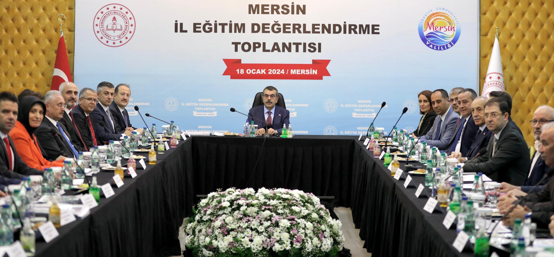 BAKAN YUSUF TEKİN, MERSİN İL EĞİTİM DEĞERLENDİRME TOPLANTISINA KATILDI